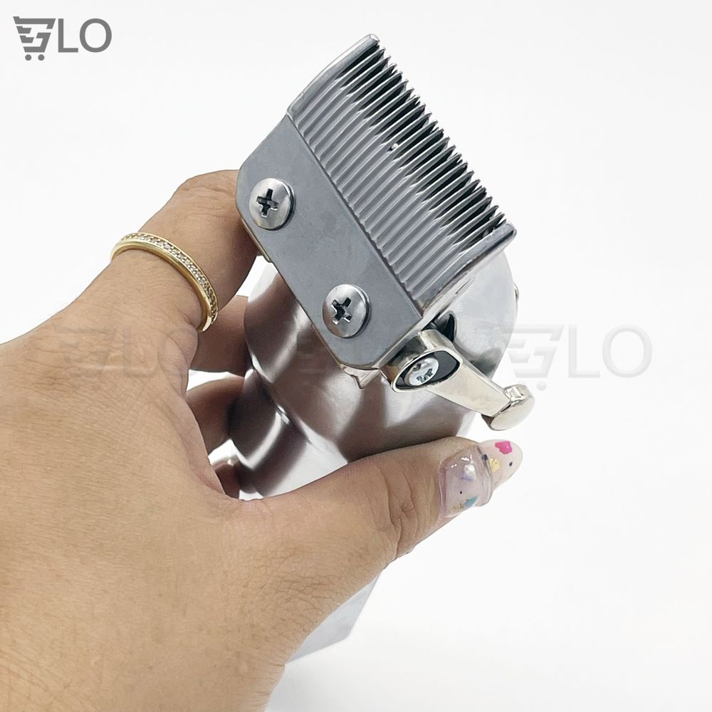 Tông Đơ Cắt Tóc Chuyên Nghiệp Kemei KM-1997/1996, Bứt Phá Mới Của Kemei Với Công Nghệ Sạc Nhanh Lên Hơn 3 Giờ Sử Dụng