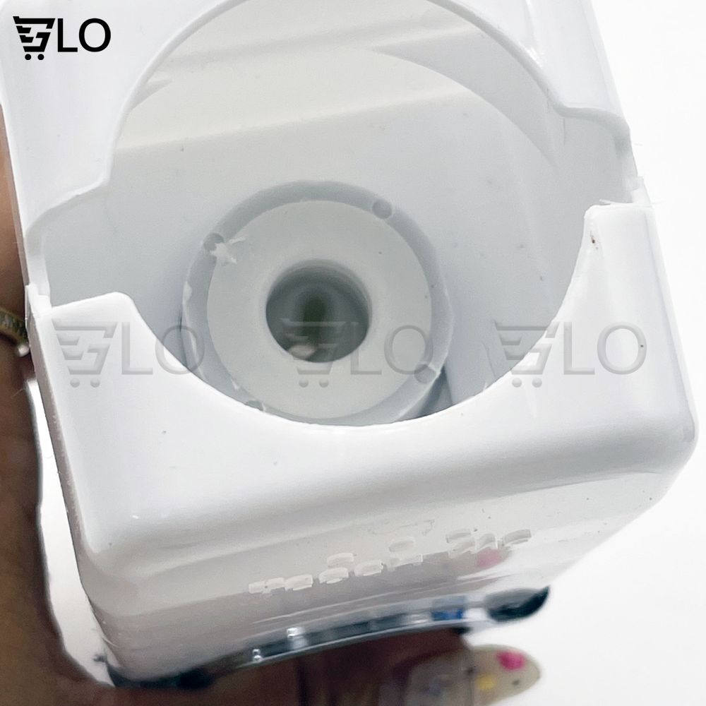 Dụng Cụ Để Bàn Chải Và Nhả Lấy Kem Đánh Răng Tự Động Touch Me