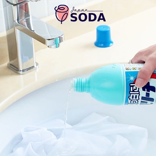 Nước tẩy quần áo Rocket gặt tay, giặt máy 600ml