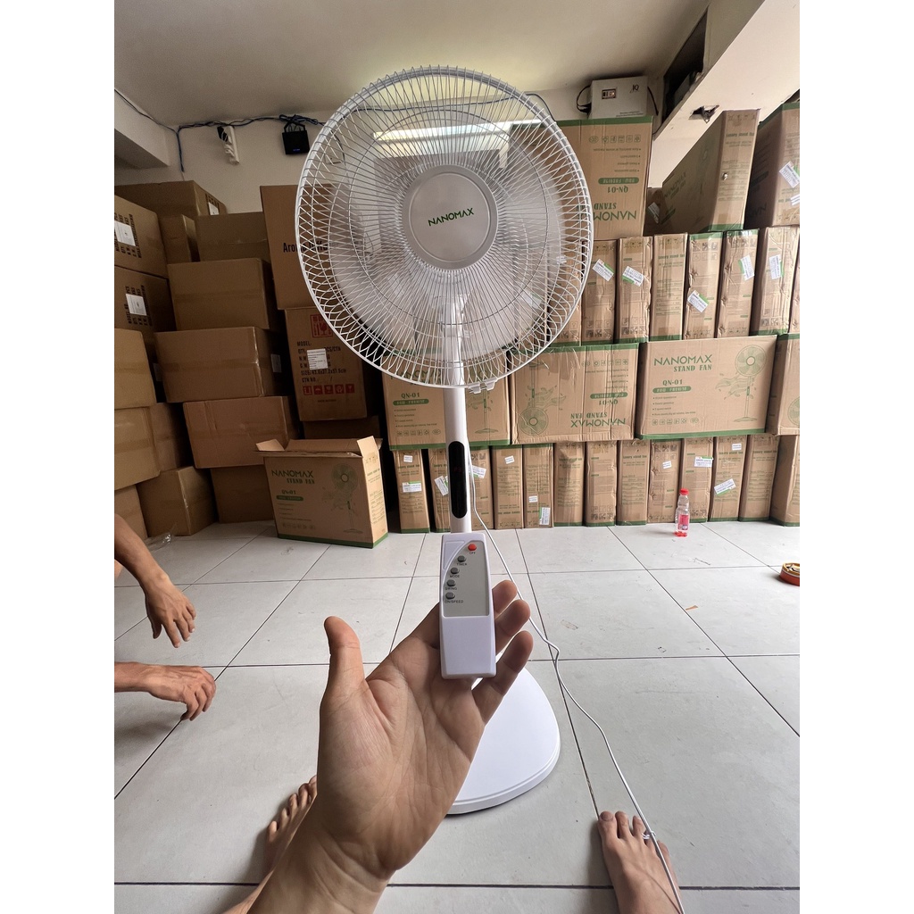 Quạt Cây Đứng Nanomax Điều Khiển Từ Xa, Màn Hình LED Hiển Thị Chức Năng, Lực Gió Mạnh Lên Đến 10 Mét - Bh 12 Tháng