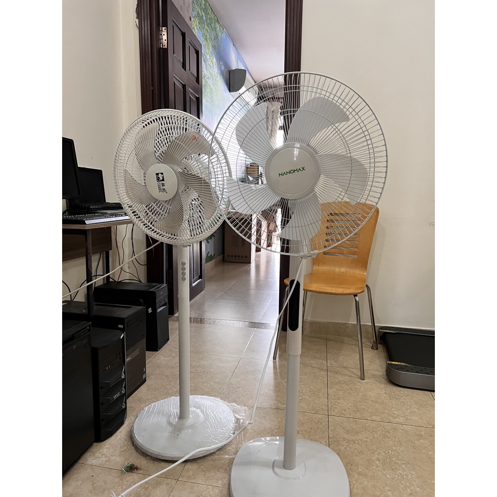 Quạt Cây Đứng Nanomax Điều Khiển Từ Xa, Màn Hình LED Hiển Thị Chức Năng, Lực Gió Mạnh Lên Đến 10 Mét - Bh 12 Tháng