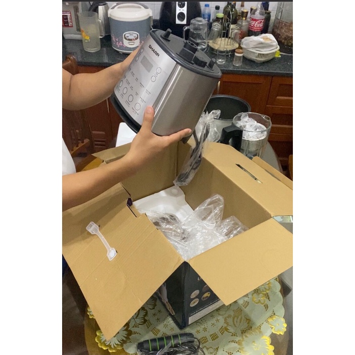 Máy Làm Sữa Hạt Nấu sữa Hạt Sharp xuất xứ THÁI LAN, Nhiều Chế Độ Xay -Gia Dụng Gia Đinh .