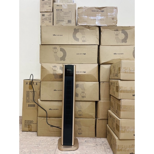 Quạt sưởi gốm TCL dáng đứng thông minh cao cấp sử dụng công nghệ PTC (Ceramic)