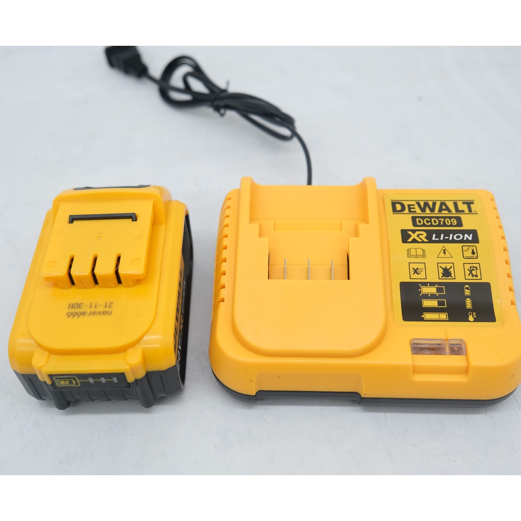 Pin máy khoan, máy siết bulong Dewalt, Hitachi, Makita 20v dung lượng khủng 10 cell