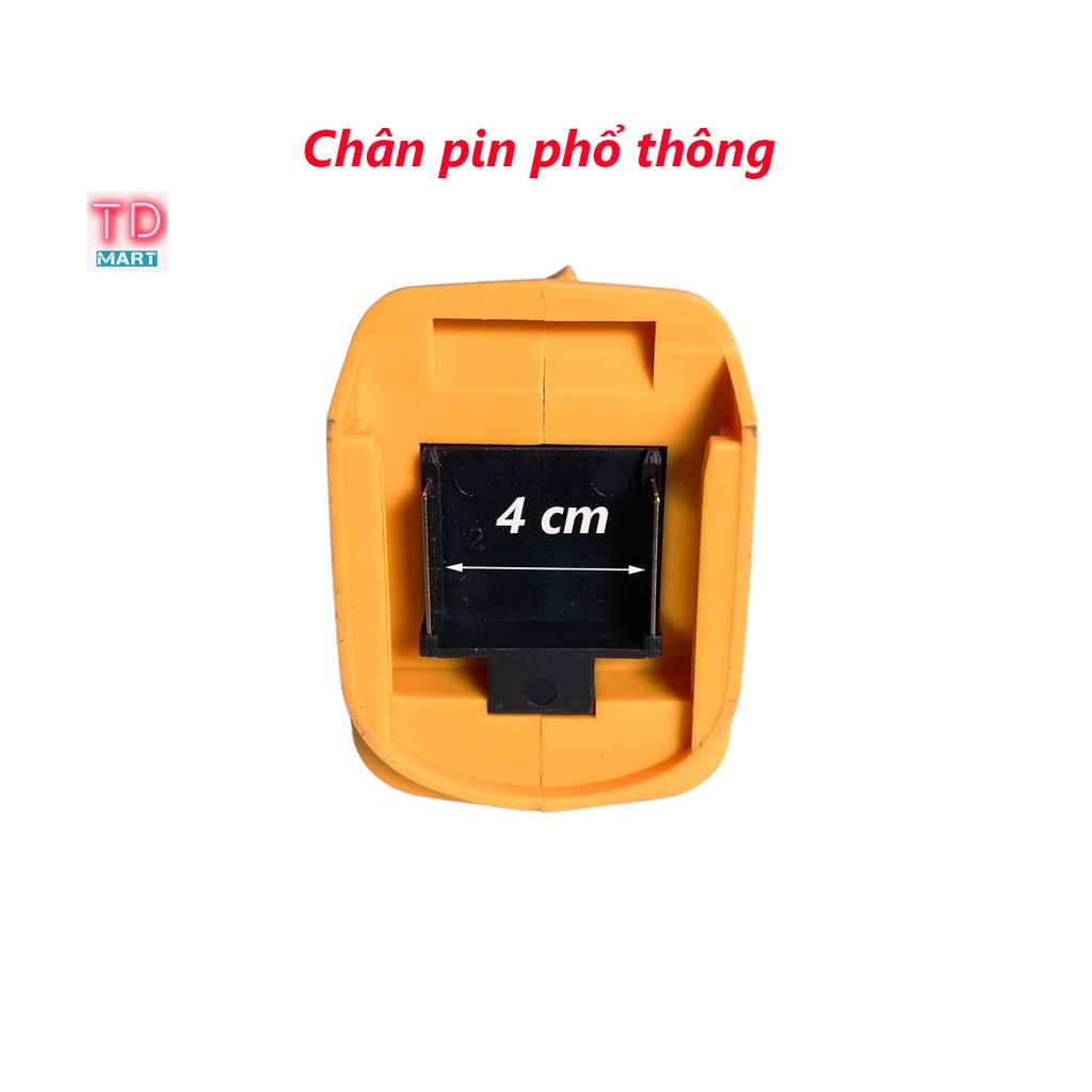 Thân bóng đèn 8 bóng led dùng pin HUKAN dạng tròn sử dụng chân pin phổ thông