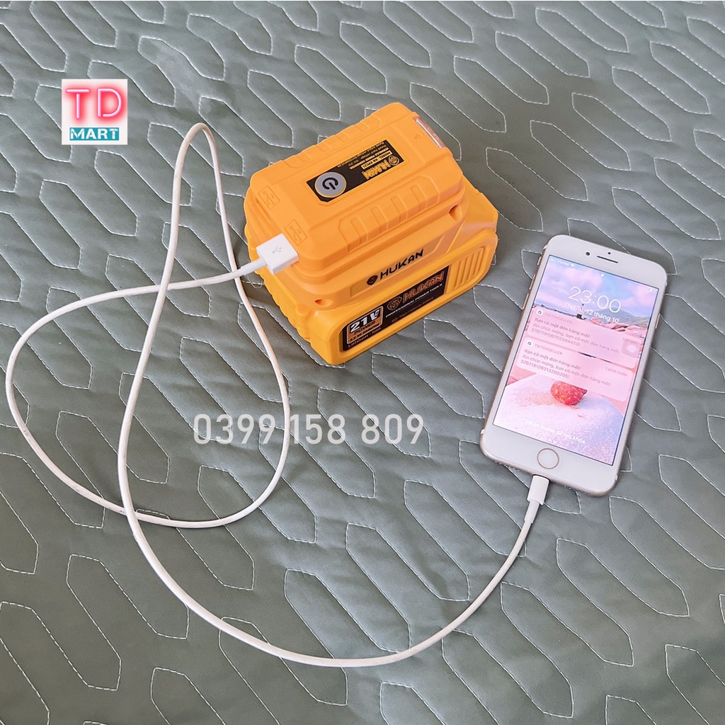 Bộ chuyển đổi từ pin máy khoan sang sạc điện thoại HUKAN VPC21 tích hợp 2 cổng USB