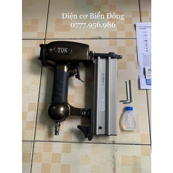 Máy bắn Đinh thẳng đinh gỗ F50 dùng đóng một số đồ nội thất như giường tủ, bàn ghế, cửa ra vào, cửa số...