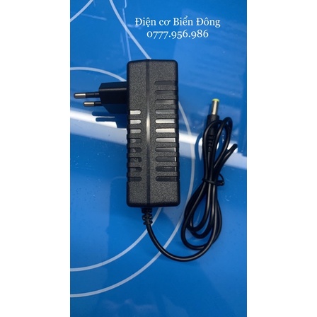 SẠC CẮM DÙNG CHO MÁY KHOAN PIN 21-48V pin chữ nhật SẠC CẮM DÙNG CHO MÁY KHOAN PIN 21-48V