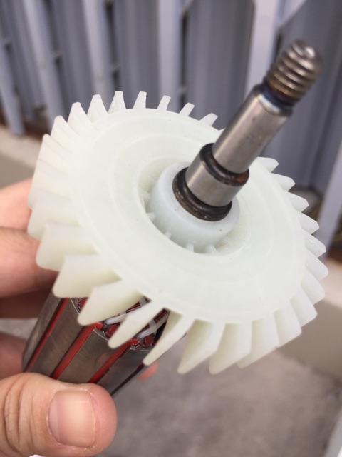 ROTO máy mài Master 980W đuôi dài ROTO máy mài Master 980W đuôi dài