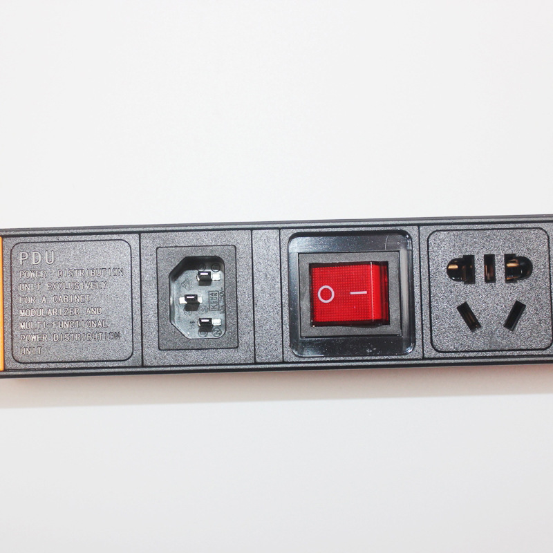 Thanh nguồn PDU ổ cắm tủ rack 4 cổng vỏ nhôm quản lý nguồn riêng socket C14 XTE441