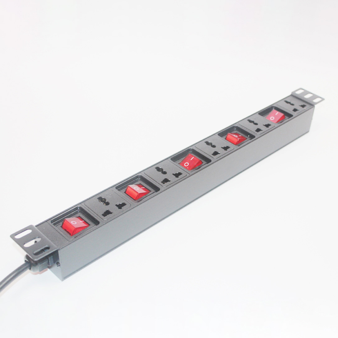 Thanh nguồn PDU ổ cắm tủ rack 4 cổng vỏ nhôm quản lý nguồn riêng socket C14 XTE441