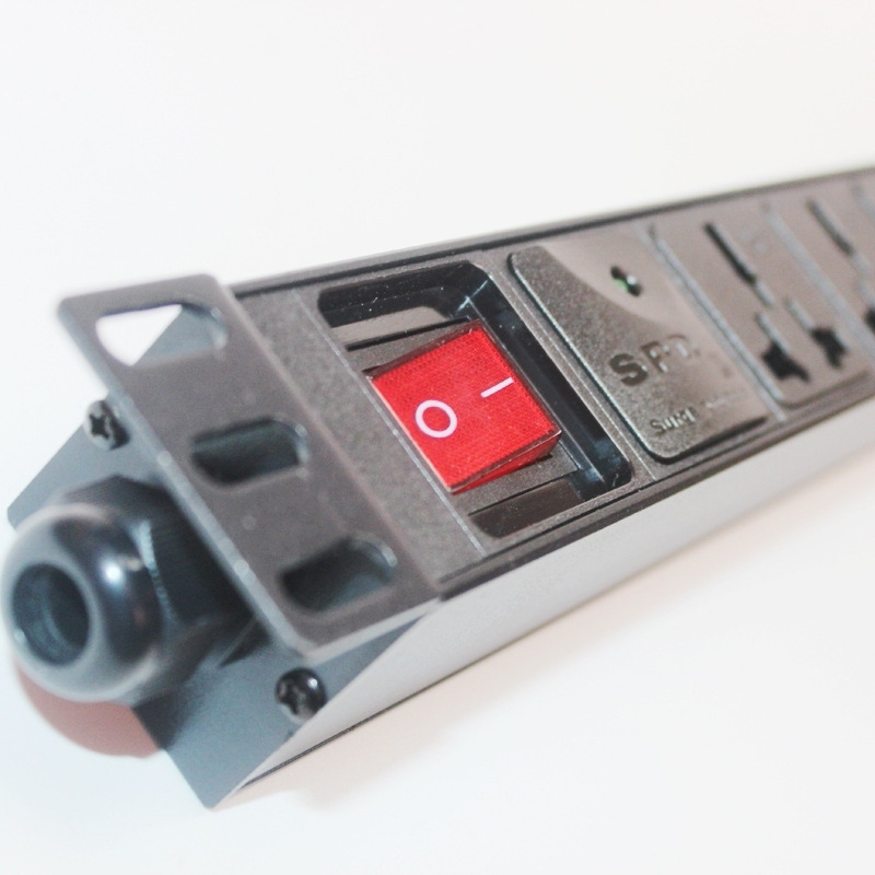 Thanh nguồn PDU ổ cắm tủ rack 8 cổng 16A chống sét XTE429
