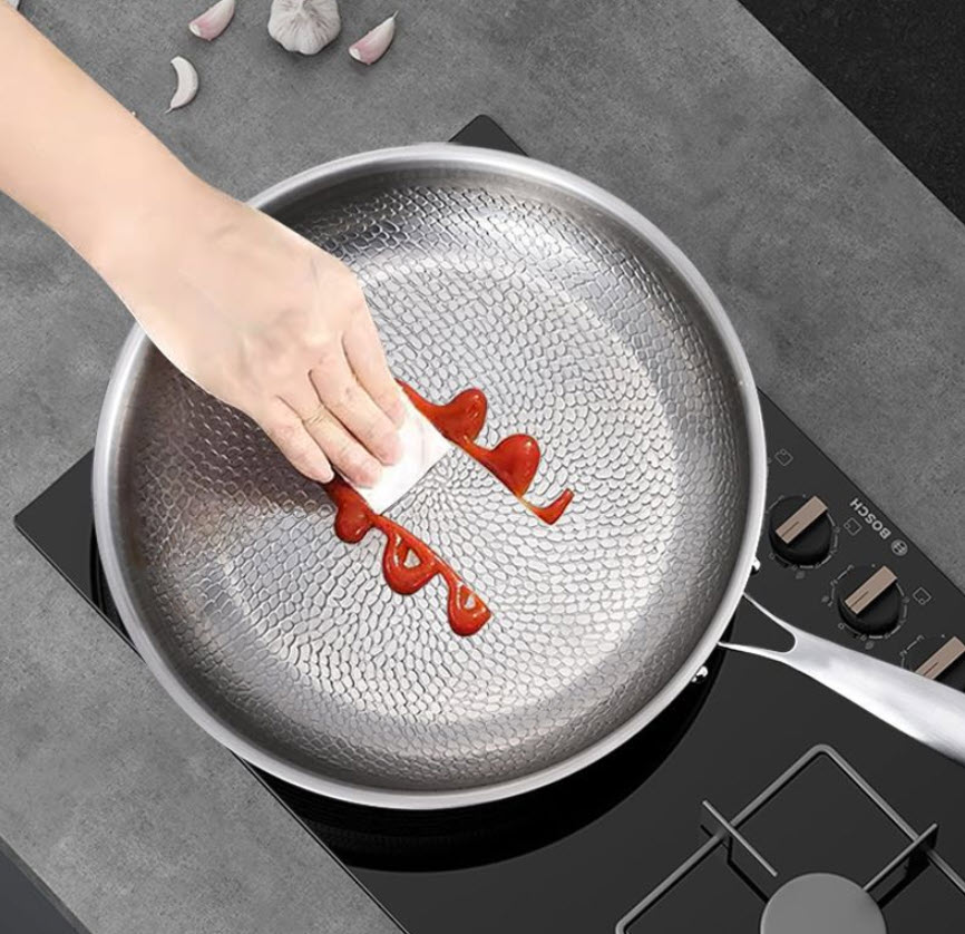 Chảo titanium vân vẩy cá chống dính tự nhiên đáy bằng size 26-30cm TI30