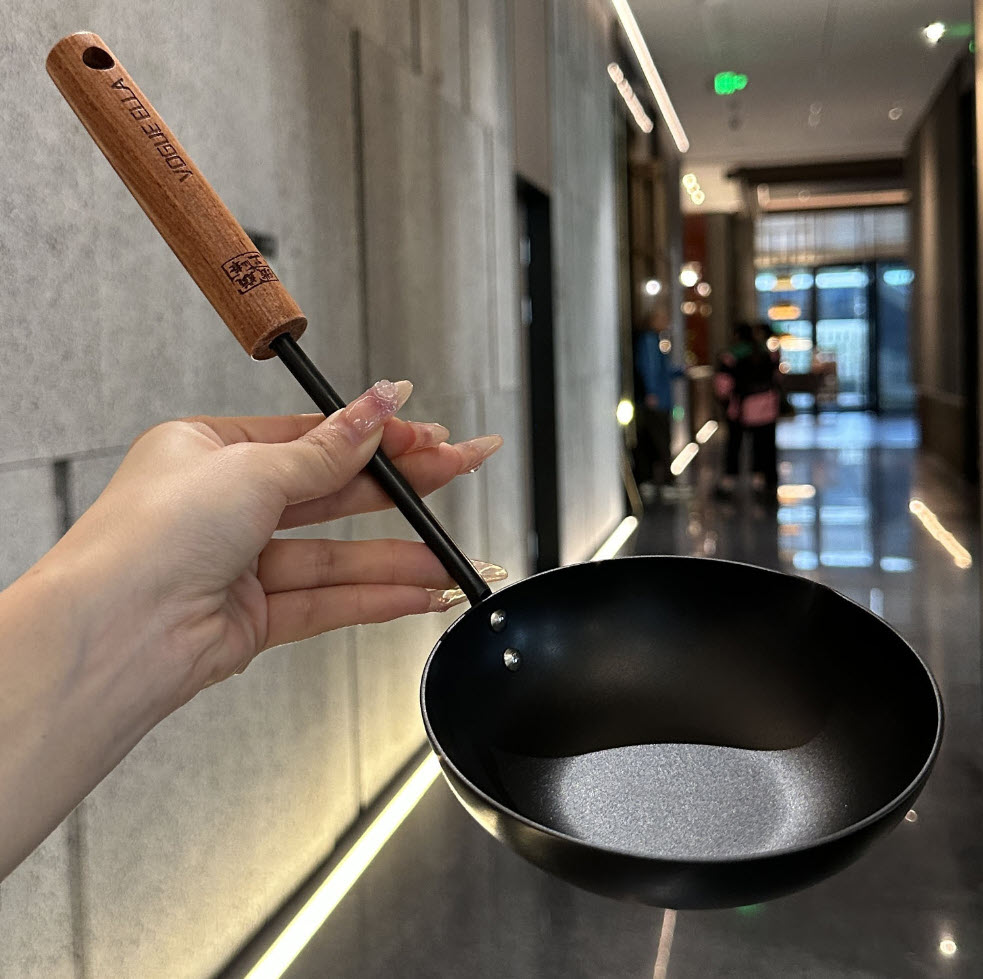Muỗng múc dầu đun sôi dầu ăn 12cm bằng thép KQYG11