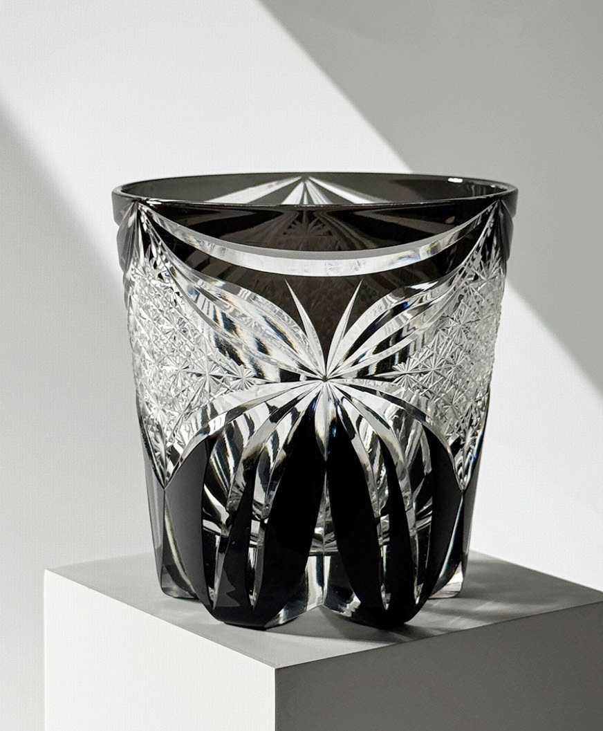 Ly whisky pha lê 330ml chế tác thủ công Edo Kiriko mẫu Butterfly Vianasa VS3434