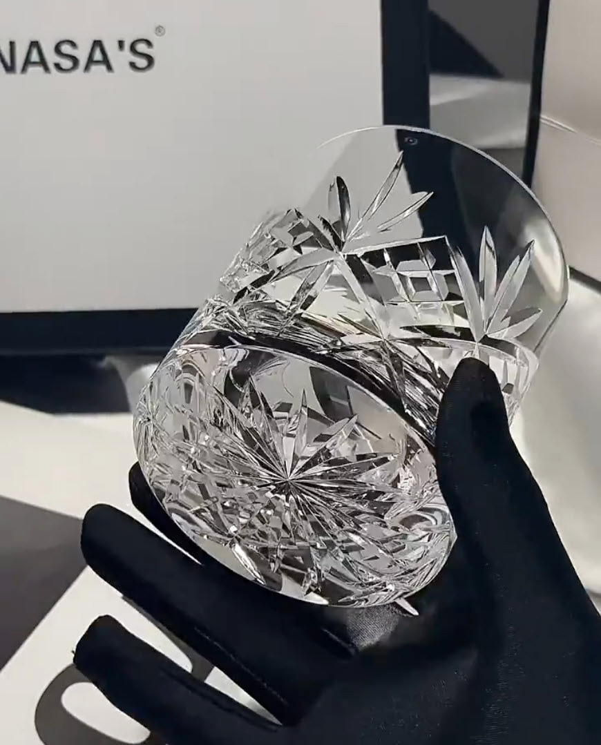 Ly whisky pha lê 250ml chế tác thủ công Edo Kiriko mẫu K9 Flower Vianasa VS2235