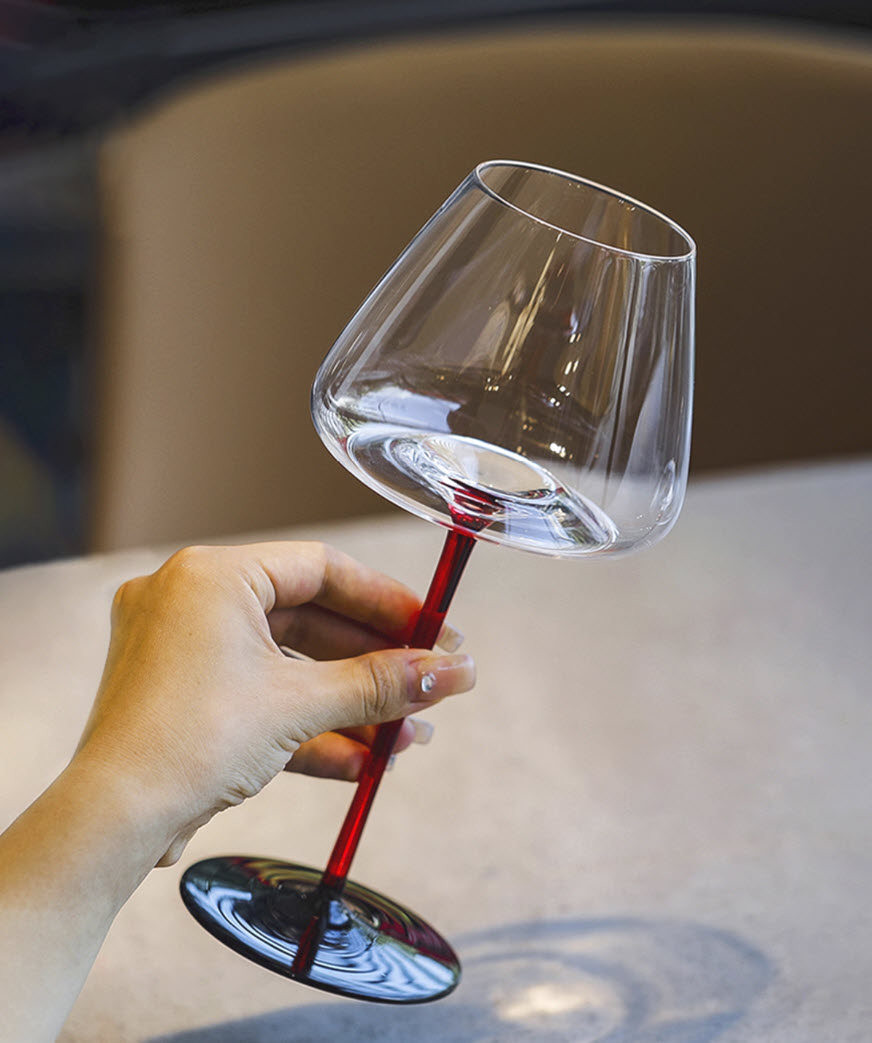 Ly vang đỏ pha lê 580ml chế tác thủ công Edo Kiriko mẫu British Burgundy Light Vianasa VS32323