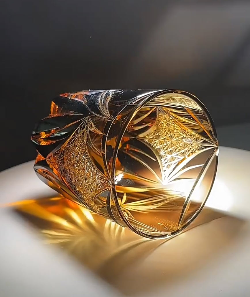 Ly wishky pha lê 280ml chế tác thủ công Edo Kiriko mẫu Amber Butterfly Vianasa VS3928