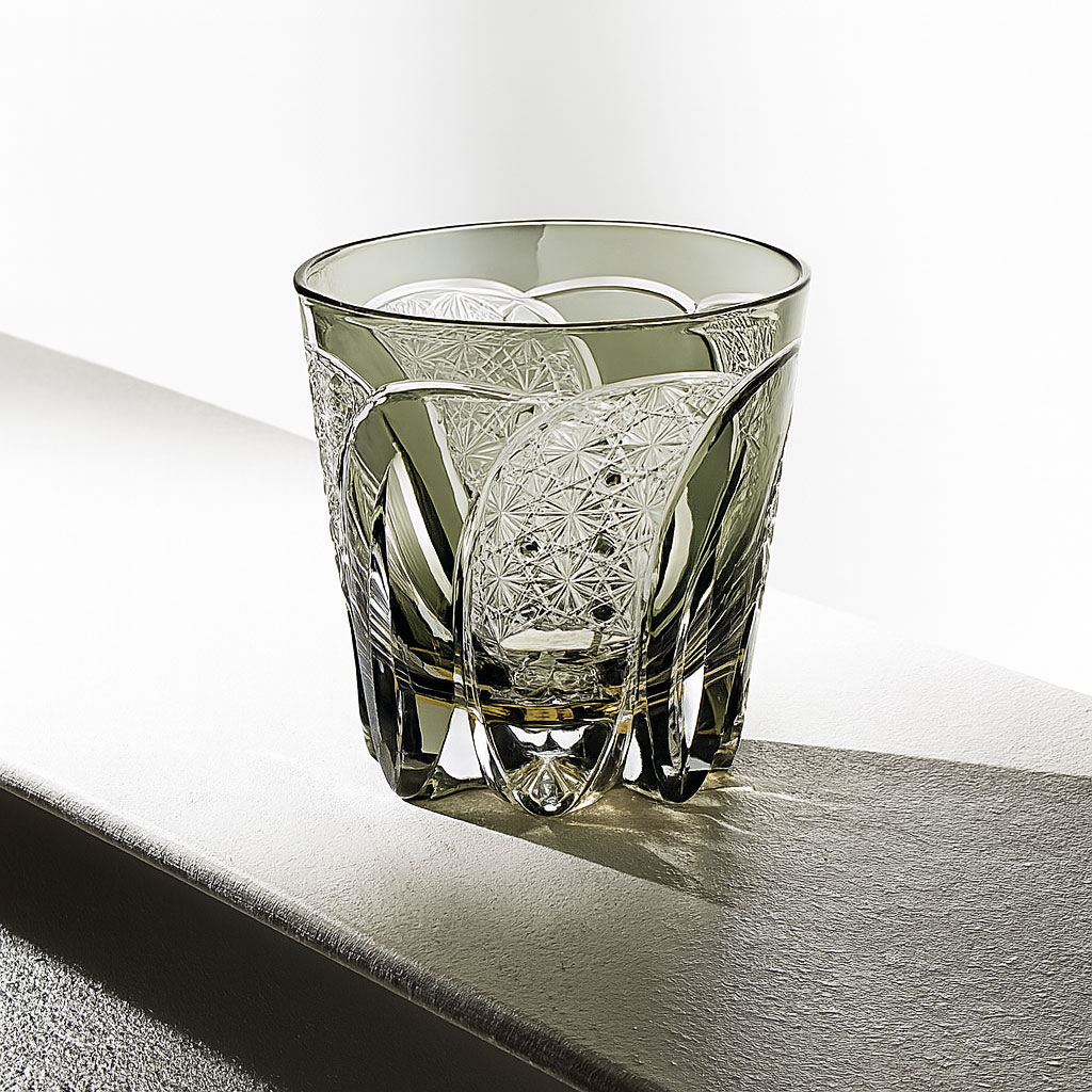 Ly wishky pha lê 330ml chế tác thủ công Edo Kiriko mẫu Moon Rainbow Vianasa VS396655