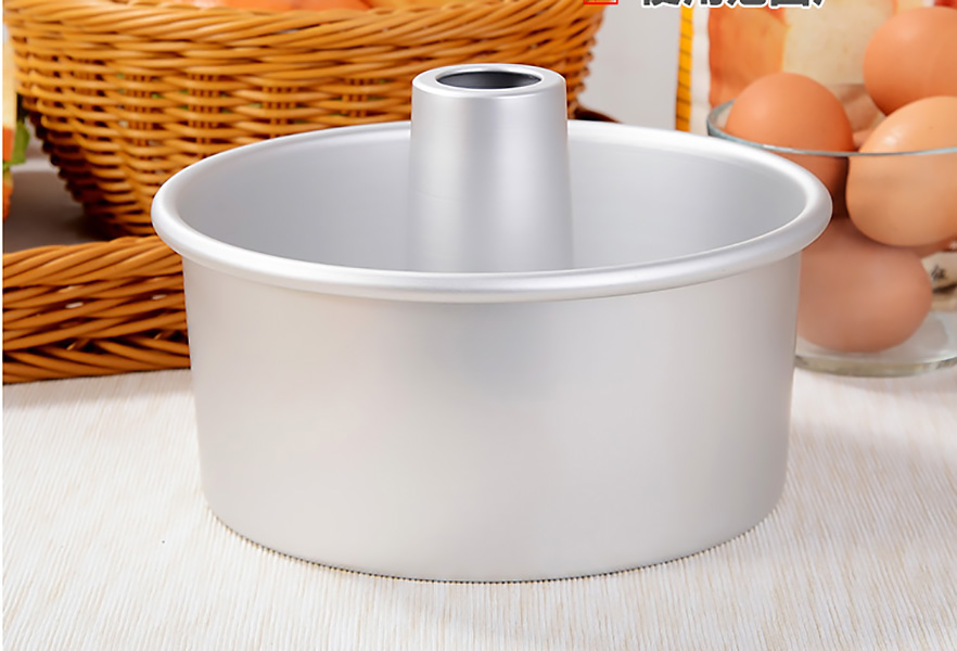Khuôn làm bánh tròn Sanneng SN5280, hợp kim nhôm, có ống giữa.