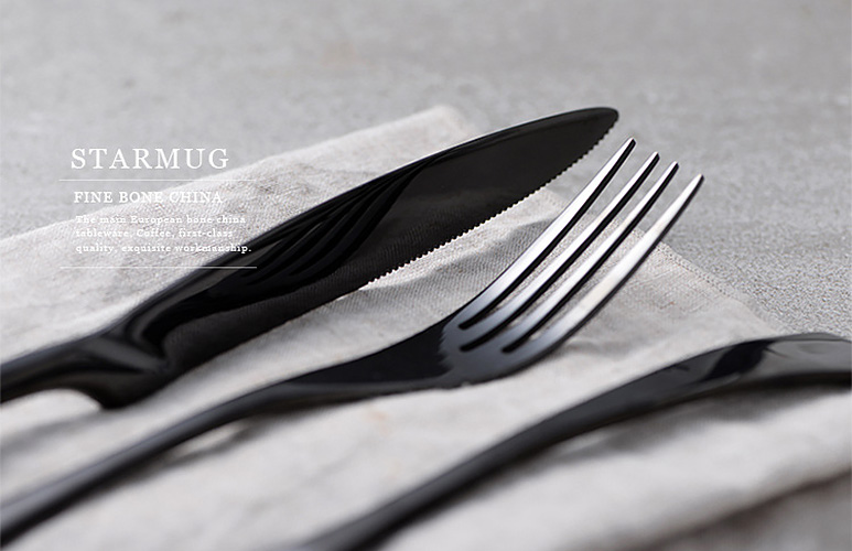 Bộ dao muỗng nĩa NEWJIA03 mạ vàng và titanium.