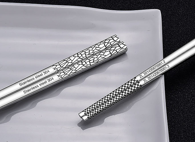 Đũa ăn inox 304 Shoufa SF30401 chống rỉ hoa văn tao nhã.
