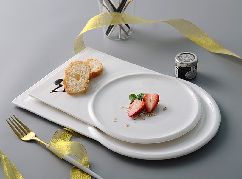 Dĩa kiểu gốm porcelain McAllen MA012 đựng thức ăn sang trọng.