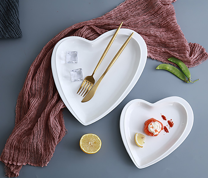 Dĩa gốm porcelain trái tim McAllen MA014.