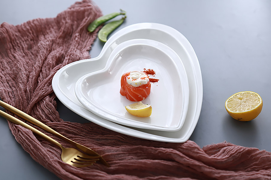 Dĩa gốm porcelain trái tim McAllen MA014.