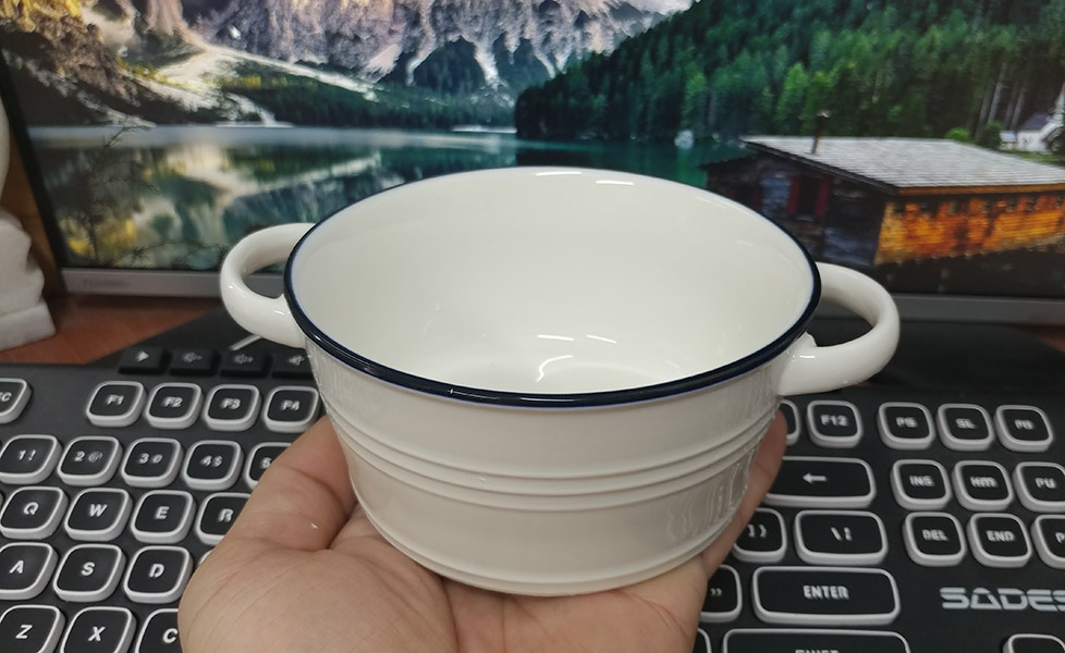 Tô sứ thố sứ trắng 16 - 26cm quai cầm Xinyi W001