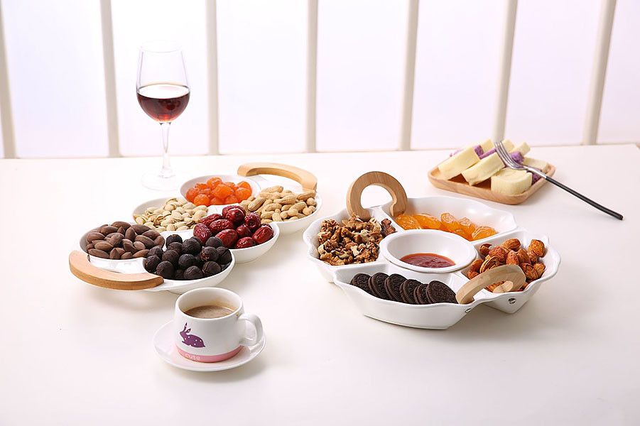 Khay đựng bánh kẹo trái cây gốm sứ Daihe DH001.