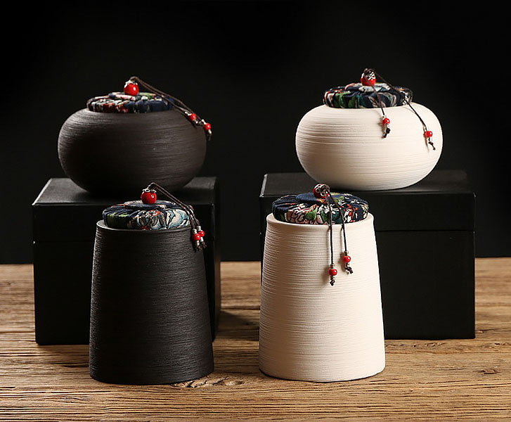 Hũ đựng trà đạo Ceramic Yutang LWCG600.