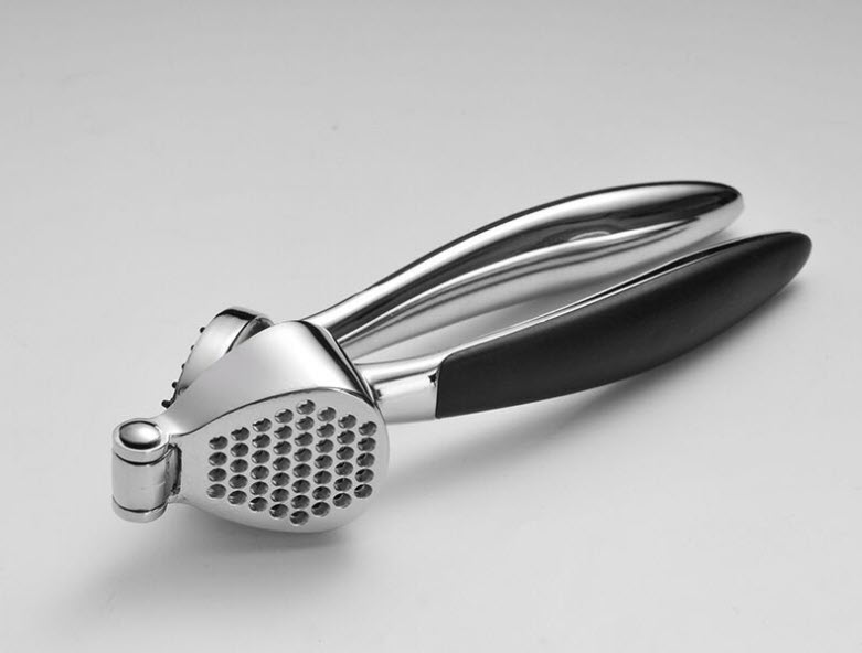 Dụng cụ kẹp tỏi Armor AM012 tay cầm bọc nhựa chống trượt