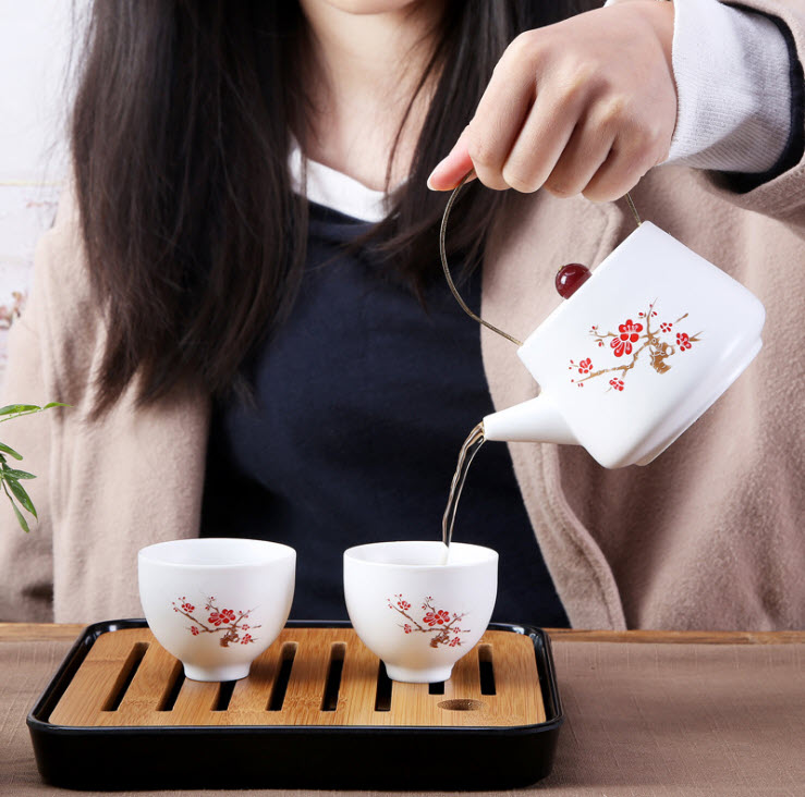 Bộ ấm trà kèm khay bằng sứ Spirit SPR002