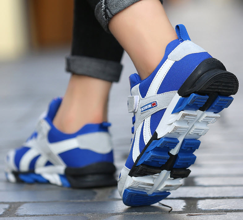 Giày sneaker thể thao trẻ em unisex Public DW856