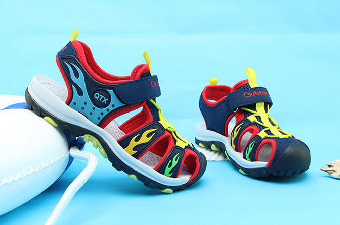 Giày sandals trẻ em unisex Leisure QTX1710