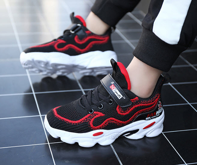 Giày sneaker trẻ em unisex Public K65783