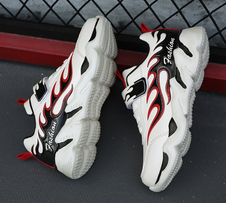Giày sneaker bé trai Public XF1905
