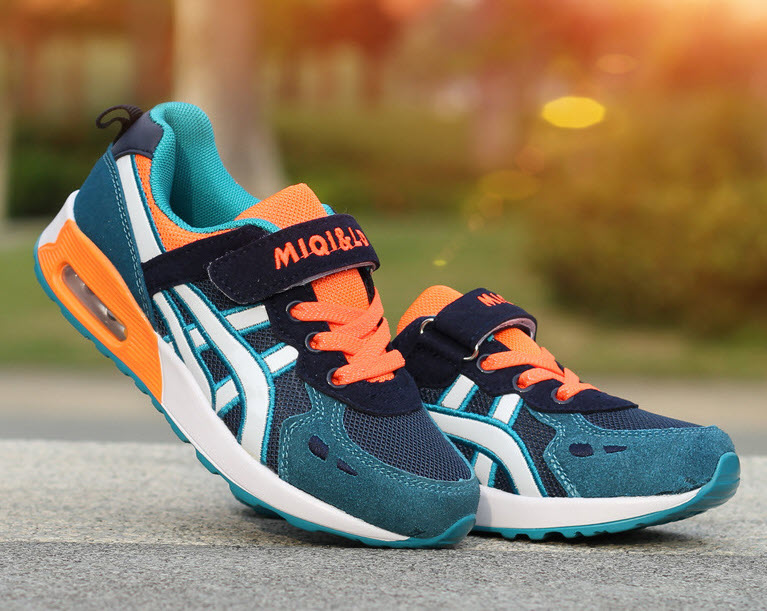 Giày sneaker bé trai Air DWA50