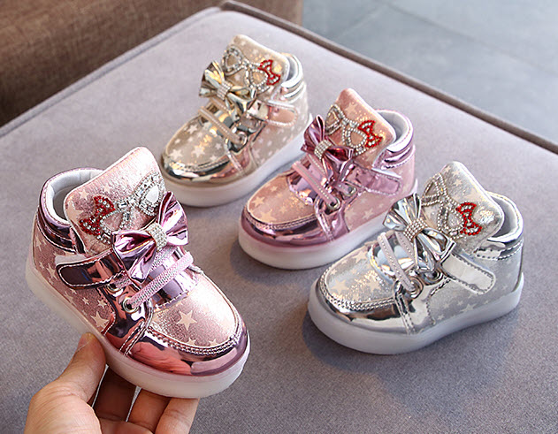 Giày sneaker bé gái 13 - 18cm Yiwu YW9596