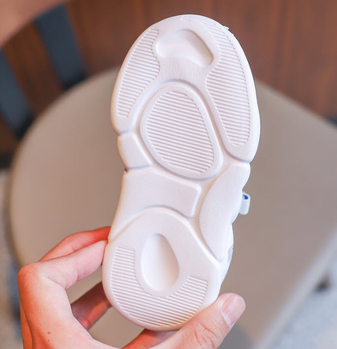 Giày sneaker trẻ em 13 - 18cm Yiwu YW2055