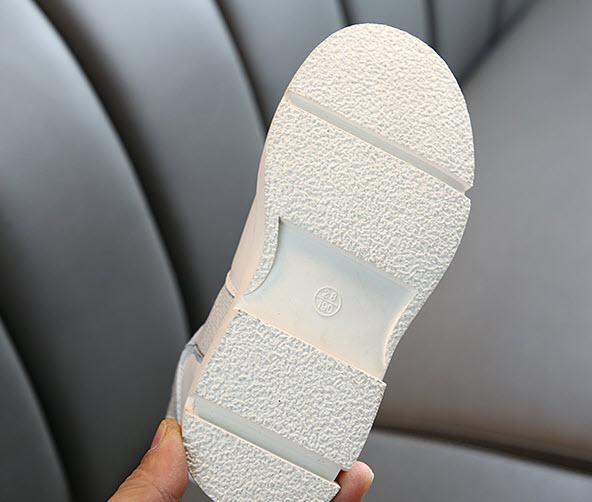 Giày sneaker giày boot bé gái 16 - 22cm Yiwu YW1158