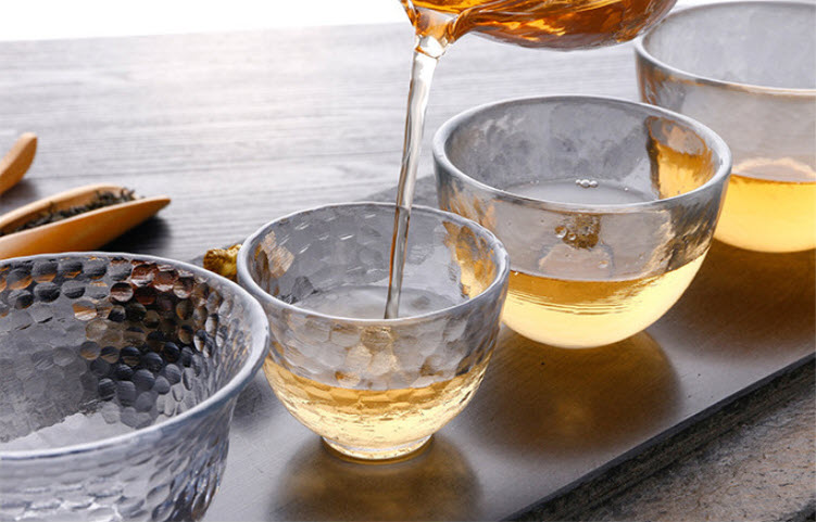 Ly uống trà thủy tinh handmade Dehua CJ180919