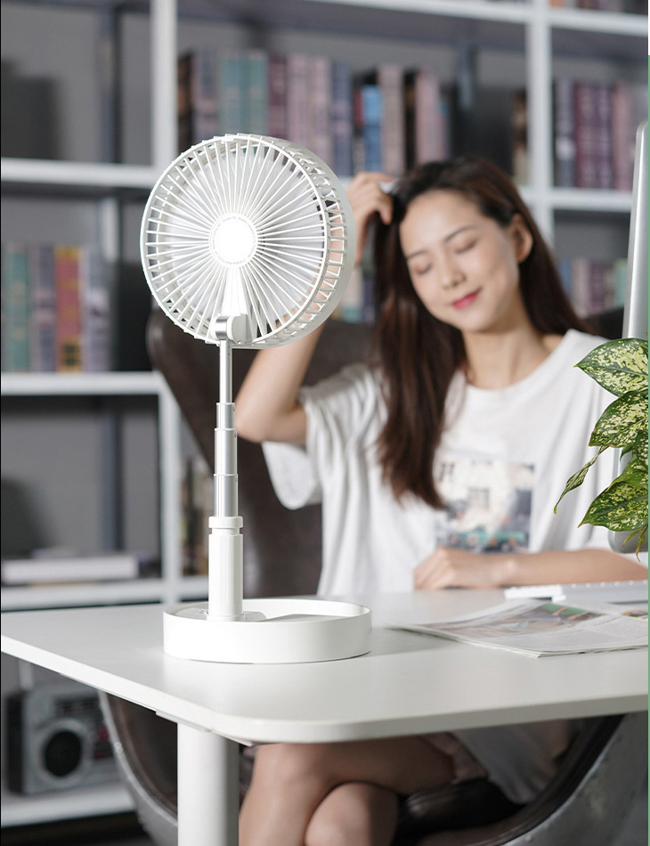 Quạt để bàn Ruipeng P10 chức năng đảo gió có remote pin sạc