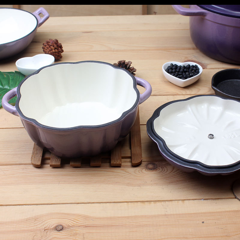 Nồi gang tráng men 20cm Trái Bí Ngô OEM N20